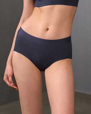Aimer CHUANG Mid-rise Brief