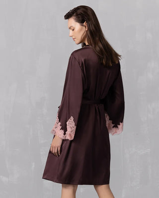 Aimer Cloud-Soft Feather Nightgown