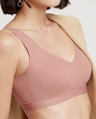 Aimer Seamless Stretch Wireless NONO Bra