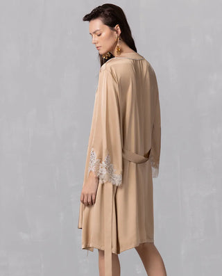‌Aimer Cloud-Soft Feather Nightgown