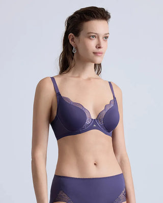 Aimer Lightly Lined Plunge Bra AM13B571