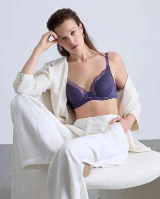 Aimer Lightly Lined Plunge Bra AM13B571