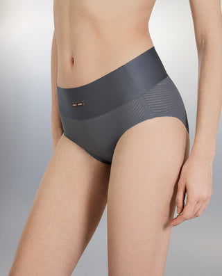 AIMER CHUANG  Mid- Rise Brief