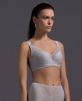 Aimer 4/4 Soft Cup Non-Woven Large-Cup Bra