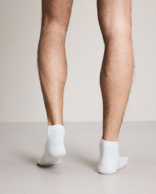 AIMER MEN Cool‑Touch Milk‑Skin Men’s Ankle Socks NS94W188