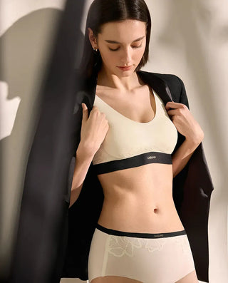 La Clover Crewneck Racerback Bra LC17ZG1